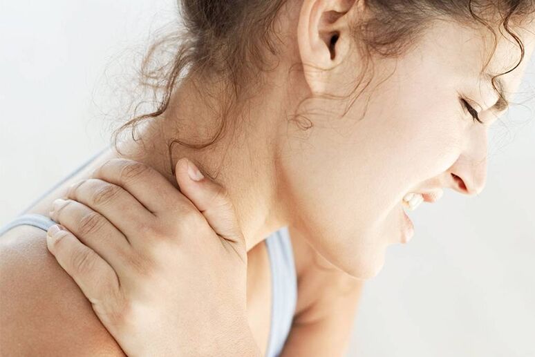 durere în regiunea cervicală din cauza osteocondrozei