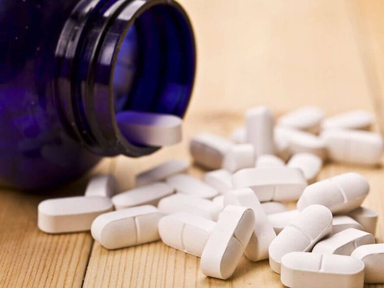 Cu osteocondroză, sunt prescrise medicamente care ameliorează durerea și inflamația